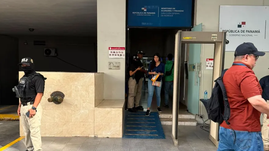 Panama Authorities Dismantle Network Erasing Millions in Tax Debts via E-Tax System