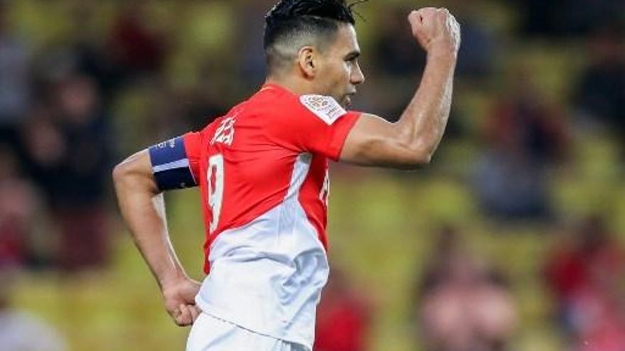 Falcao sella el primer triunfo del Mónaco en casi un mes.