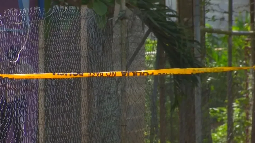 Tragedia en Arraiján: pareja muere dentro de su vivienda en presunto crimen pasional.