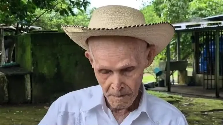 Rosa Pérez Munóz "El abuelo del Canal"