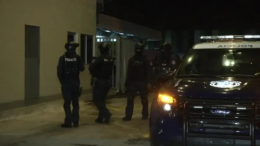 Investigan a siete policías por decomiso de drogas en Juan Díaz