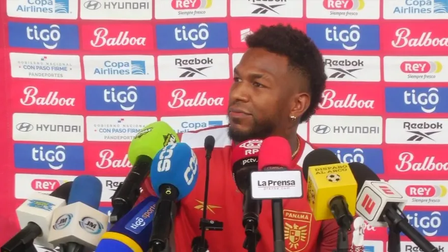 Omar Browne jugador de la selección de Panamá