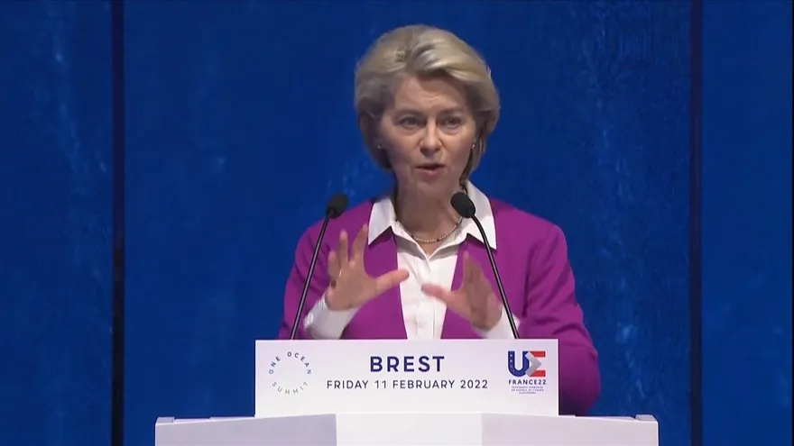 Más de treinta países acuerdan proteger mejor los océanos durante una cumbre en Francia