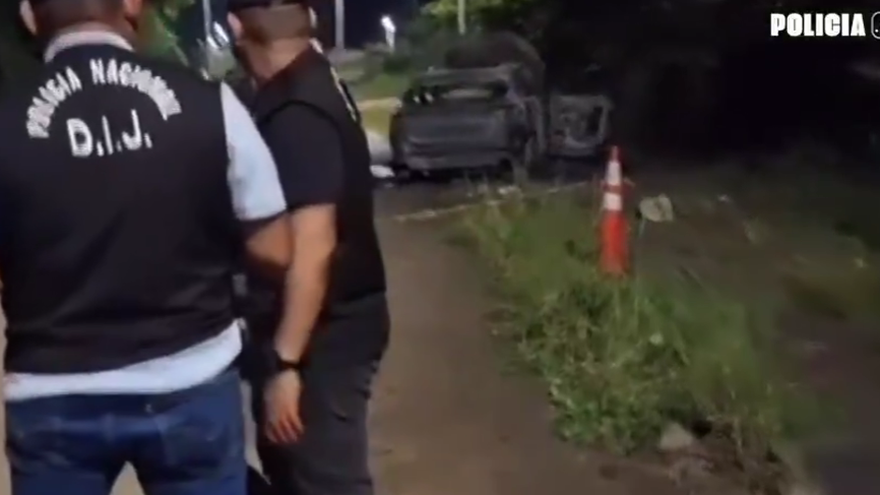 Encuentran vehículo calcinado en Pacora que podría estar vinculado con joven desaparecido en Tocumen