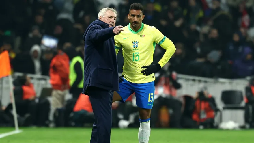 Carlo Ancelotti entrenador de la selección de Brasil