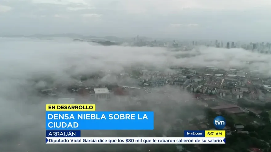 Densa neblina sobre la capital este lunes