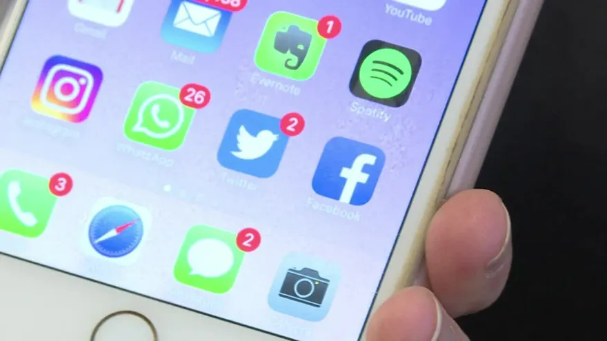 Un apagón afecta los servicios de Facebook en todo el mundo