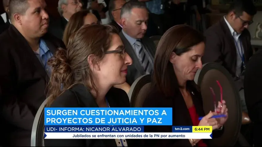 Surgen cuestionamientos a proyecto de justicia y paz