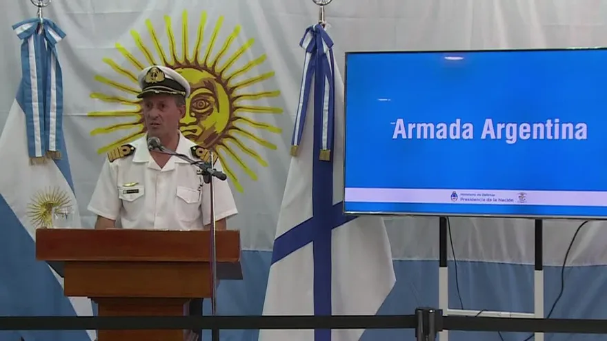 Se une barco ruso a búsqueda de submarino argentino