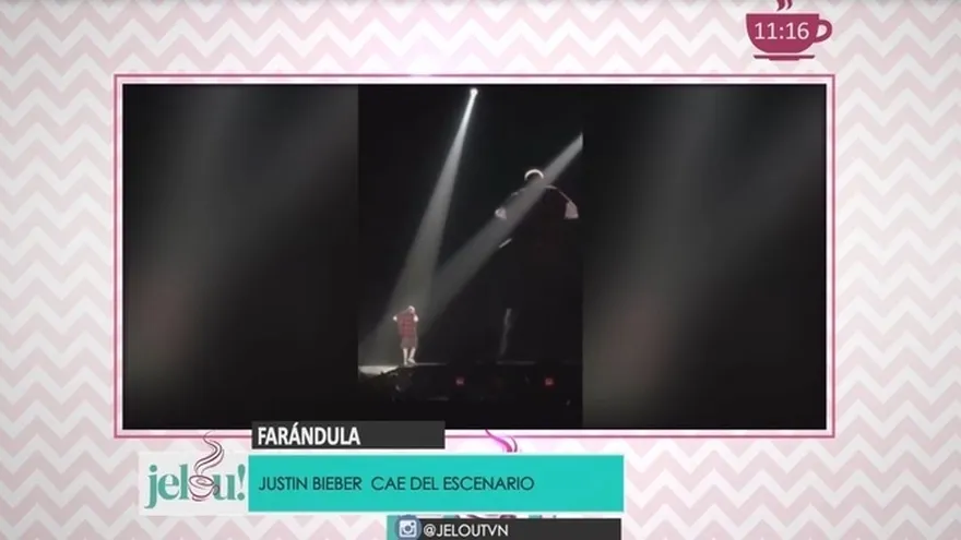 Justin Bieber se cae de la tarima