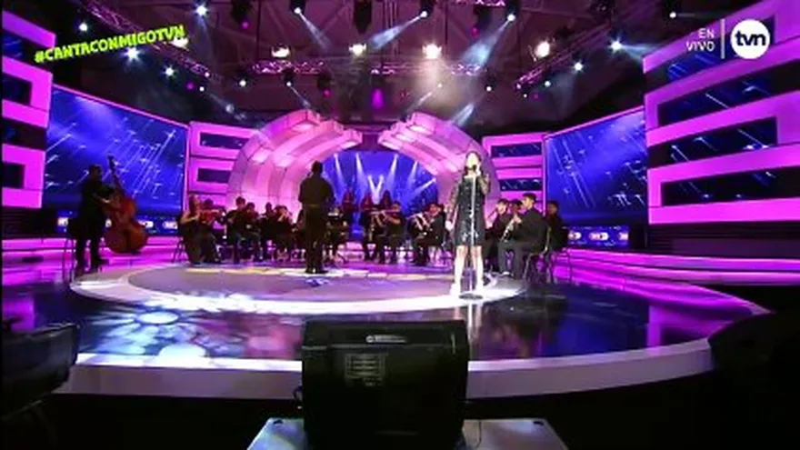 Carlisle enamoró con "Héroe"