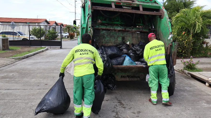 Licitación para contratación de la recolección y tratamiento de la basura