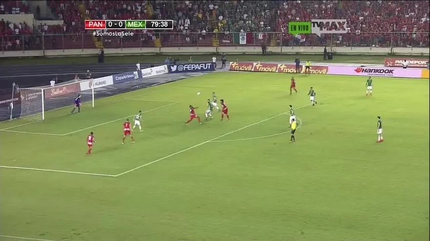 La chilena de Tejada que emocionó el Rommel