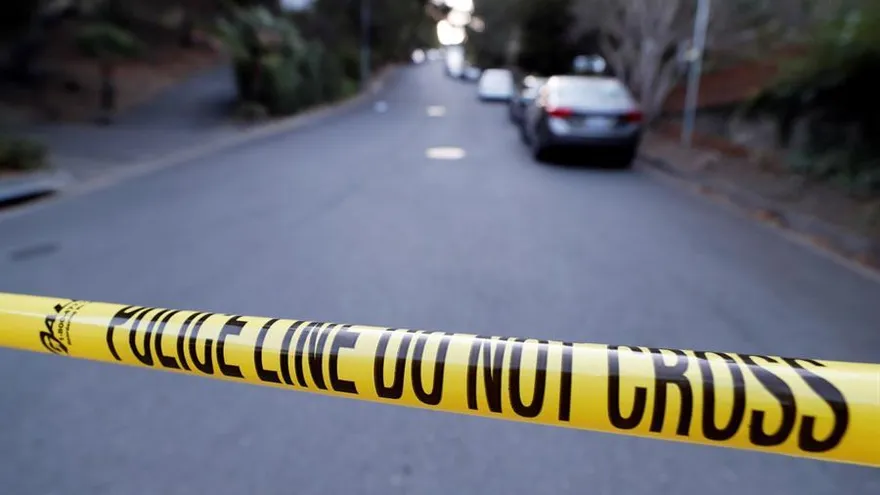 Esta no es la primera vez durante la pandemia que la policía tiene que acudir a una fiesta privada multitudinaria en la que ha habido disparos