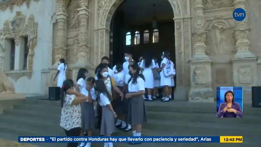 Realizan reunión por falta de agua en Escuela Normal de Santiago