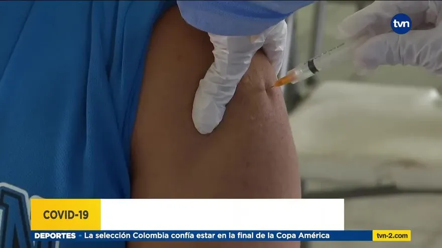 Analizan aplicar vacunas en clínicas privadas