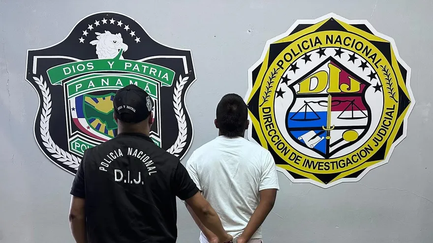 Una persona presuntamente vinculada a un hecho de robo agravado fue aprehendida durante la Operación Crux, desarrollada en el corregimiento de Ernesto Córdoba Campos.
