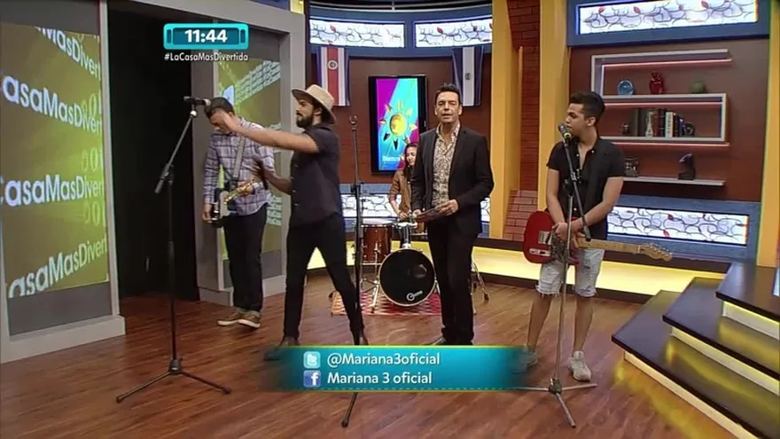 Mariana "Mil días sin ti" Artista Invitado