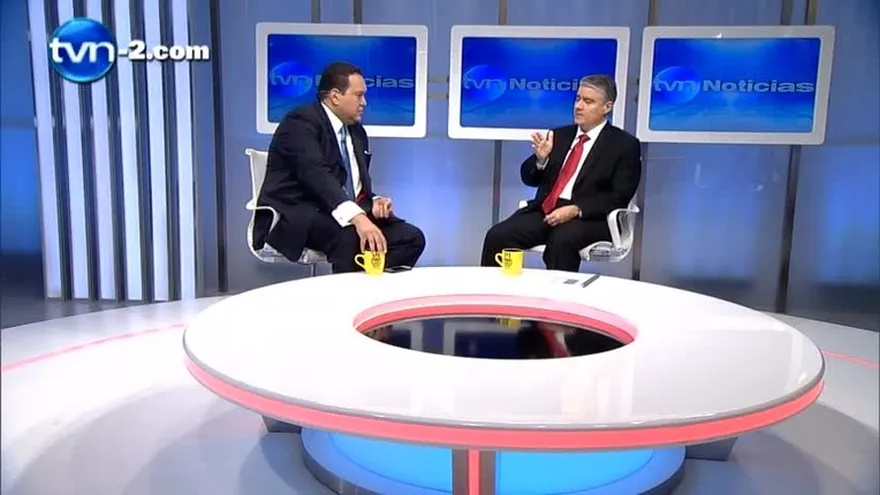 Ministro del MEF anuncia medidas para enfrentar déficit