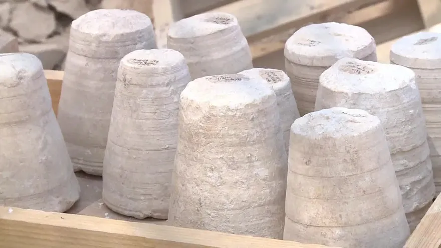 Hallan vasos cerca de donde Jesús habría convertido agua en vino