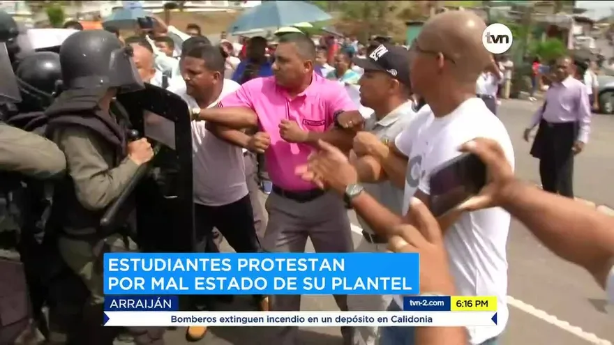 Protestas varias escuelas del interior del país