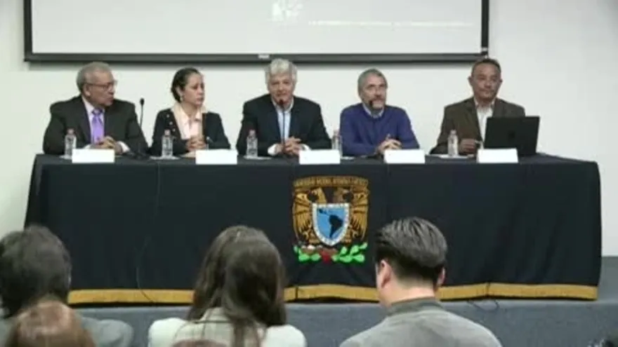 Descubren pequeña pirámide en Chichén Itzá