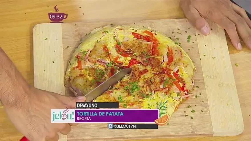 Torta de huevo y papas, un desayuno rápido para los niños antes de ir a la escuela