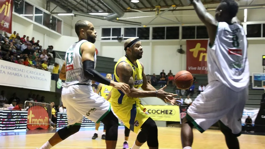 Correcaminos extiende racha ganadora a tres triunfos