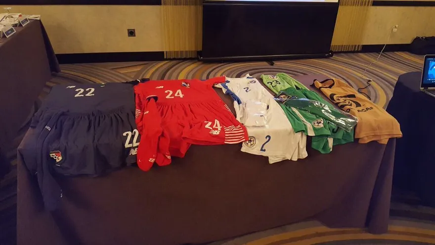 Selección de Panamá vestirá toda de rojo el sábado ante Martinica