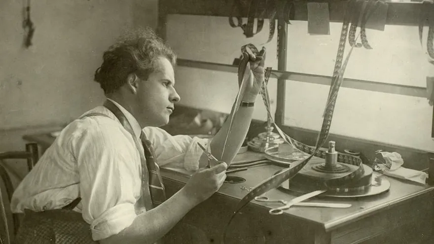 Fotografía facilitada por el centro Pompidou-Metz de Sergei Eisenstein, conocido como el padre del montaje que llevó el cine ruso a su máximo esplendor