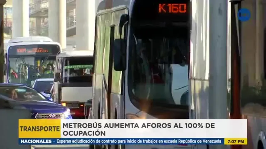 Usuarios del metrobús podrán ocupar los transportes al 100% de su aforo