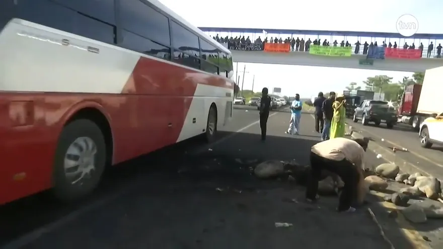 Reabren vías en el oriente chiricano