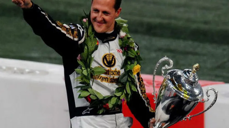 Doctor de Schumacher ve mejoría tras lesión