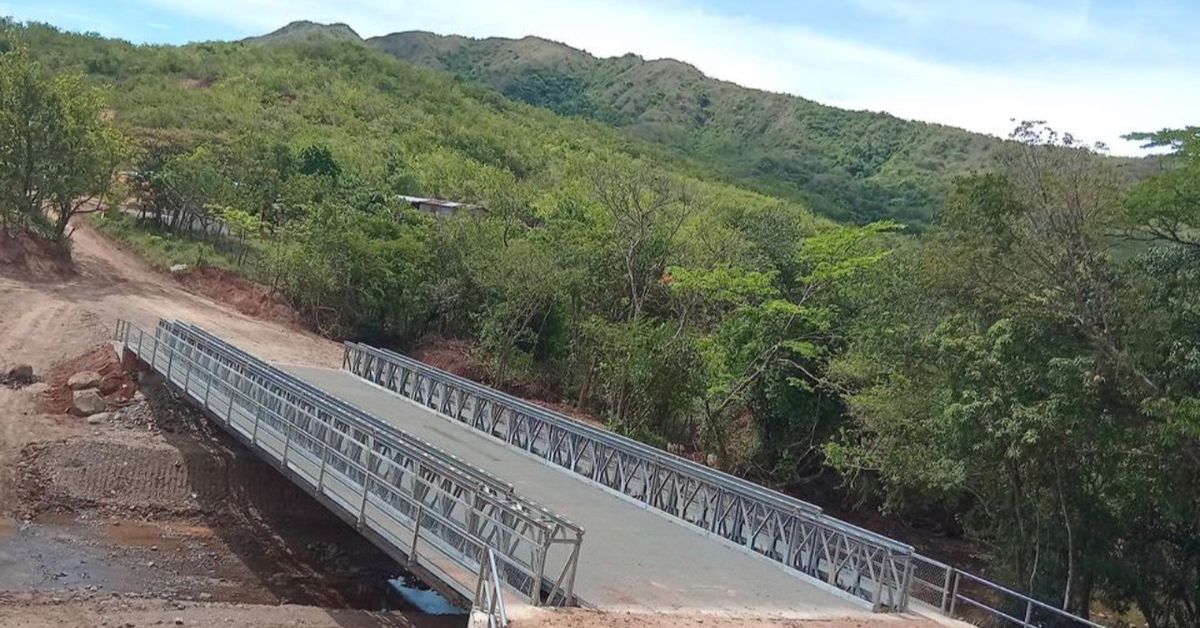 MOP avanza en construcción de puentes para mejorar conectividad en comunidades apartadas