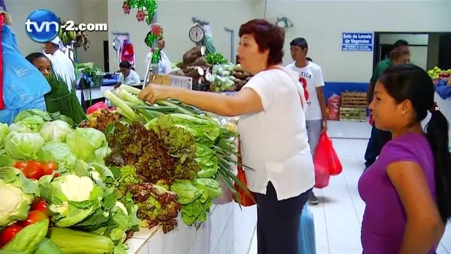 Especialistas recomiendan mejorar hábitos alimenticios para evitar cáncer