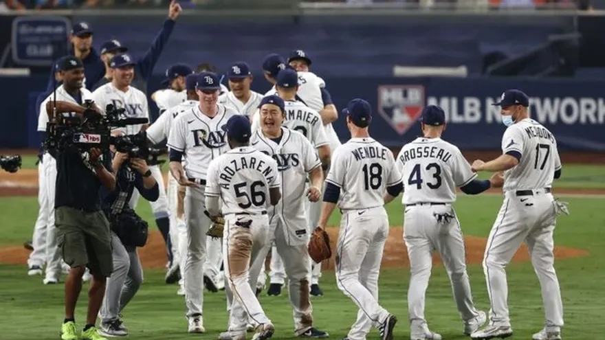 Los Rays avanzan a la Serie Mundial al vencer a los Astros en el séptimo juego