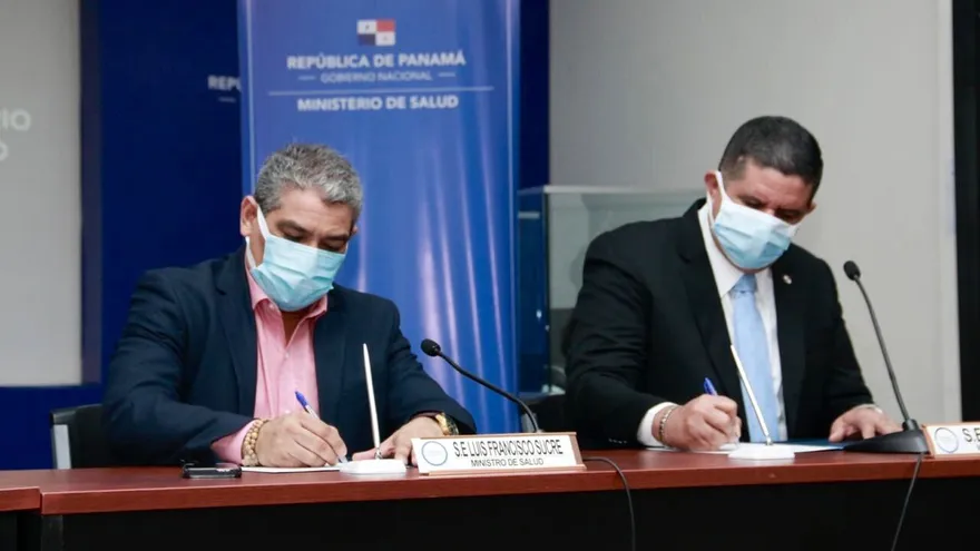 Ministros de Salud y Seguridad en el acto de firma de la carta de entendimiento.