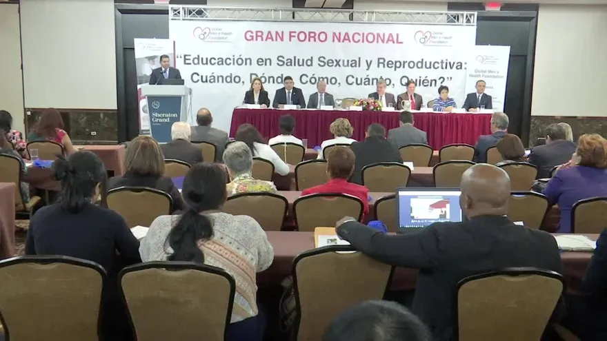 Celebran foro de educación sexual en Panamá
