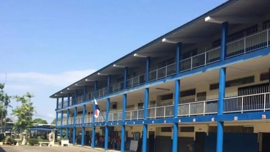 Reubican estudiantes del Elena Chávez de Pinate para retomar clases presenciales