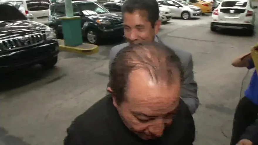 Padre Cosca llega a audiencia de imputación