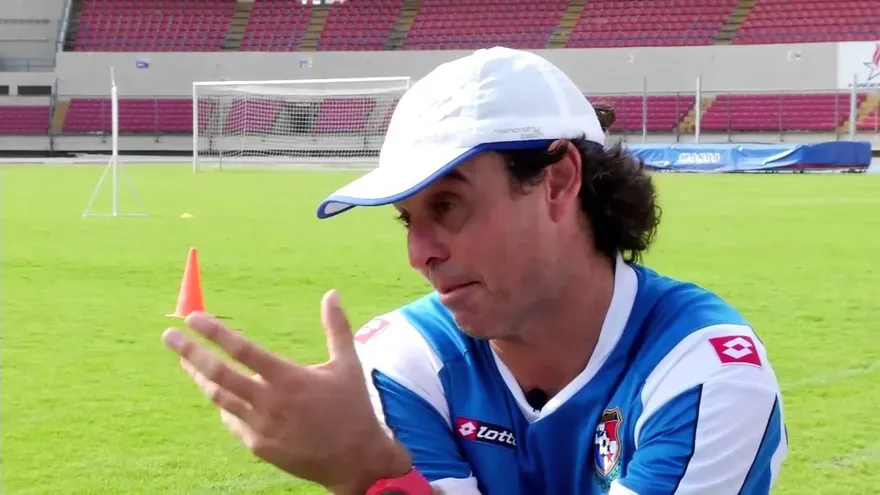 Argentino Leonardo Pipino disfruta de su nuevo rol en el fútbol