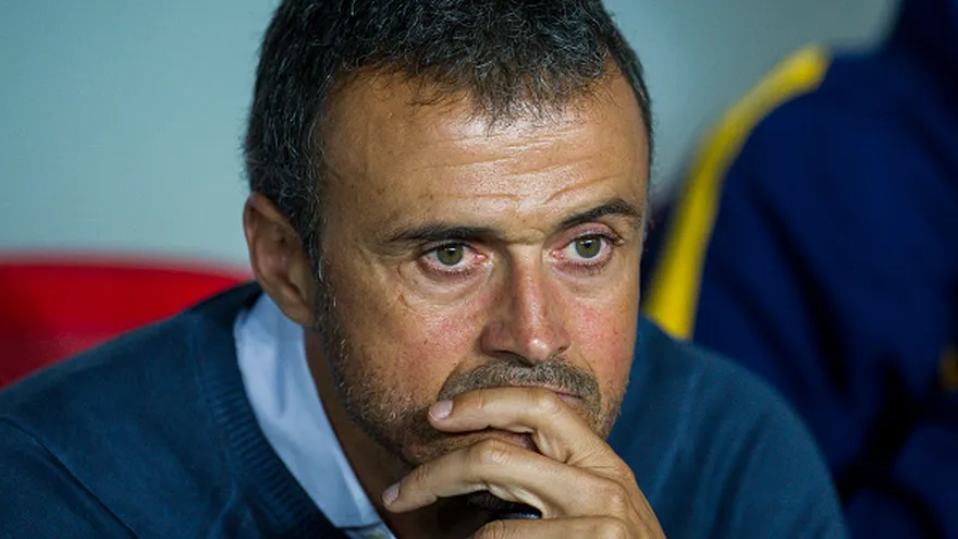 Otro polémico once, pone a Luis Enrique en el 'ojo de la tormenta'