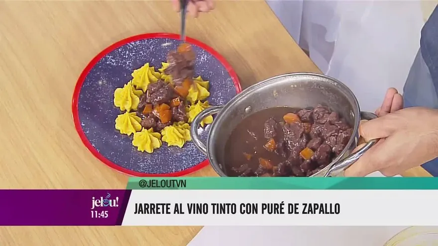 Carne al vino tinto y puré de zapallo, para un almuerzo elegante y sencillo