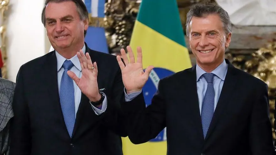 Argentina y Brasil negocian la creación de una moneda común