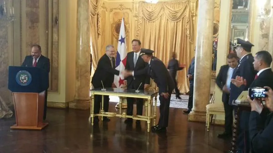 Juramentación del director y subdirector del CBP