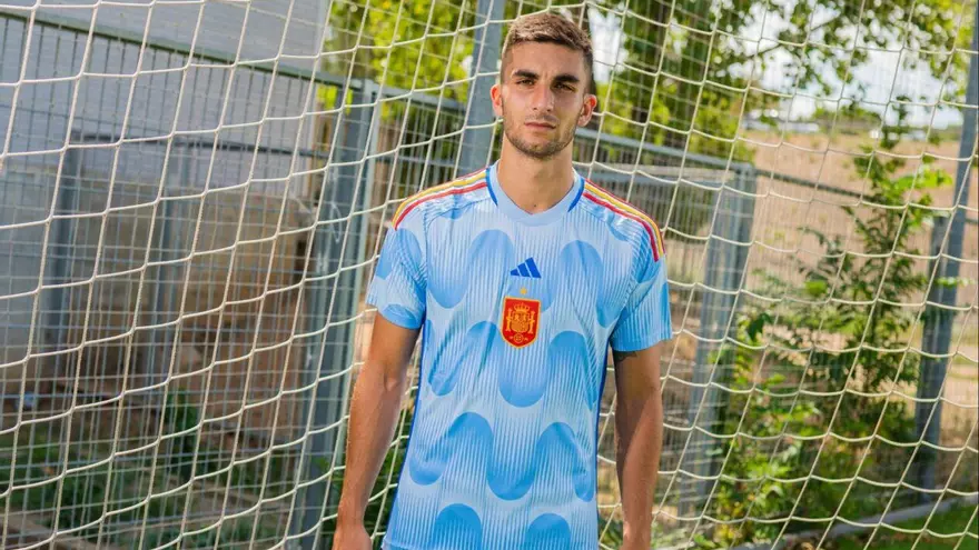 Selecciones presentaron sus camisetas para Catar 2022