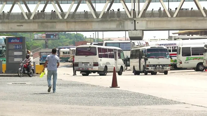 Delincuentes asaltan bus de Chame – Panamá