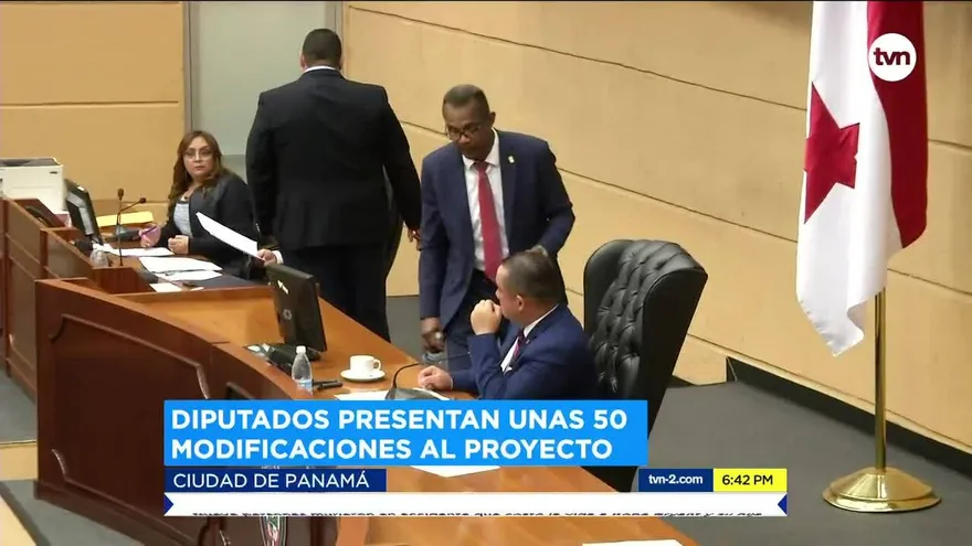 Sigue el debate de la Ley de Contrataciones Públicas