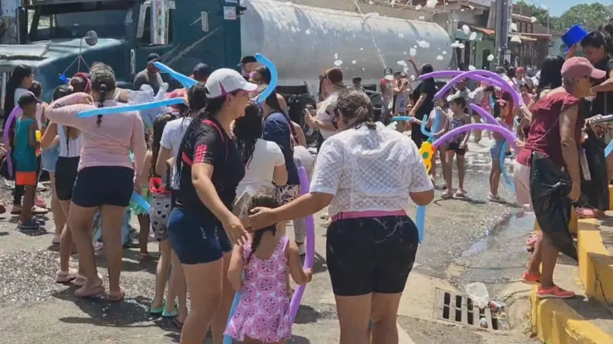 La Villa celebra por segundo año su carnaval infantil