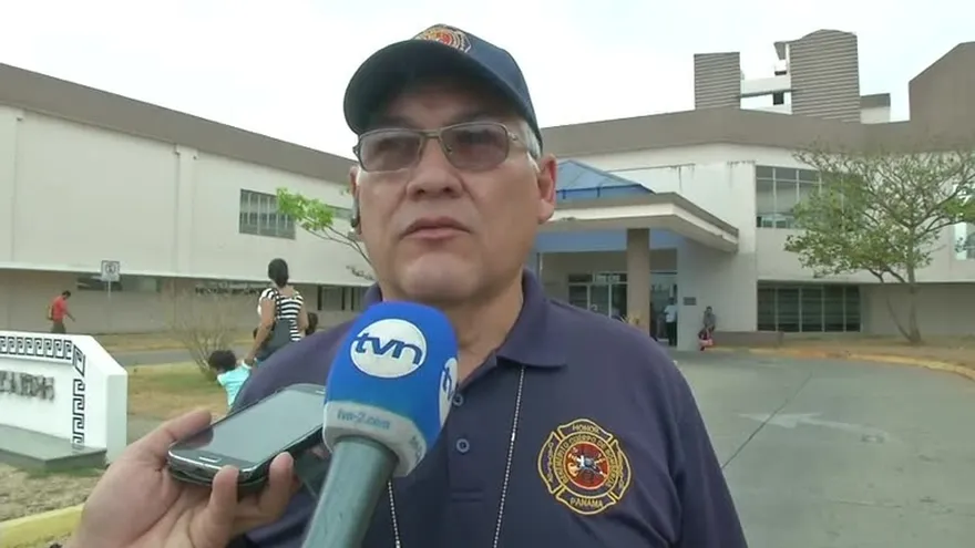 Investigan derrame de agente químico en hospital